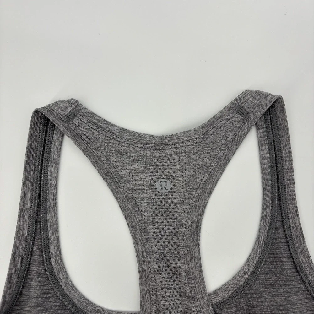 Lululemon Women's Swiftly Tech Racerback Tank Top Knit Vented Gray Size 8 - Picture 3 of 6